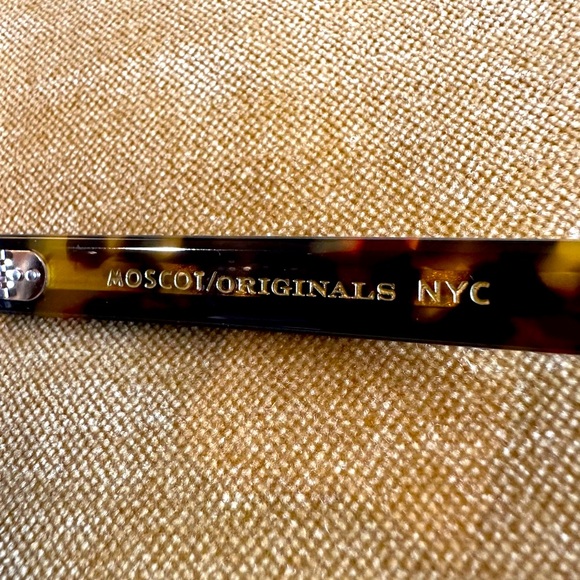 MOSCOT Dolt Sunglasses - Picture 4 of 6